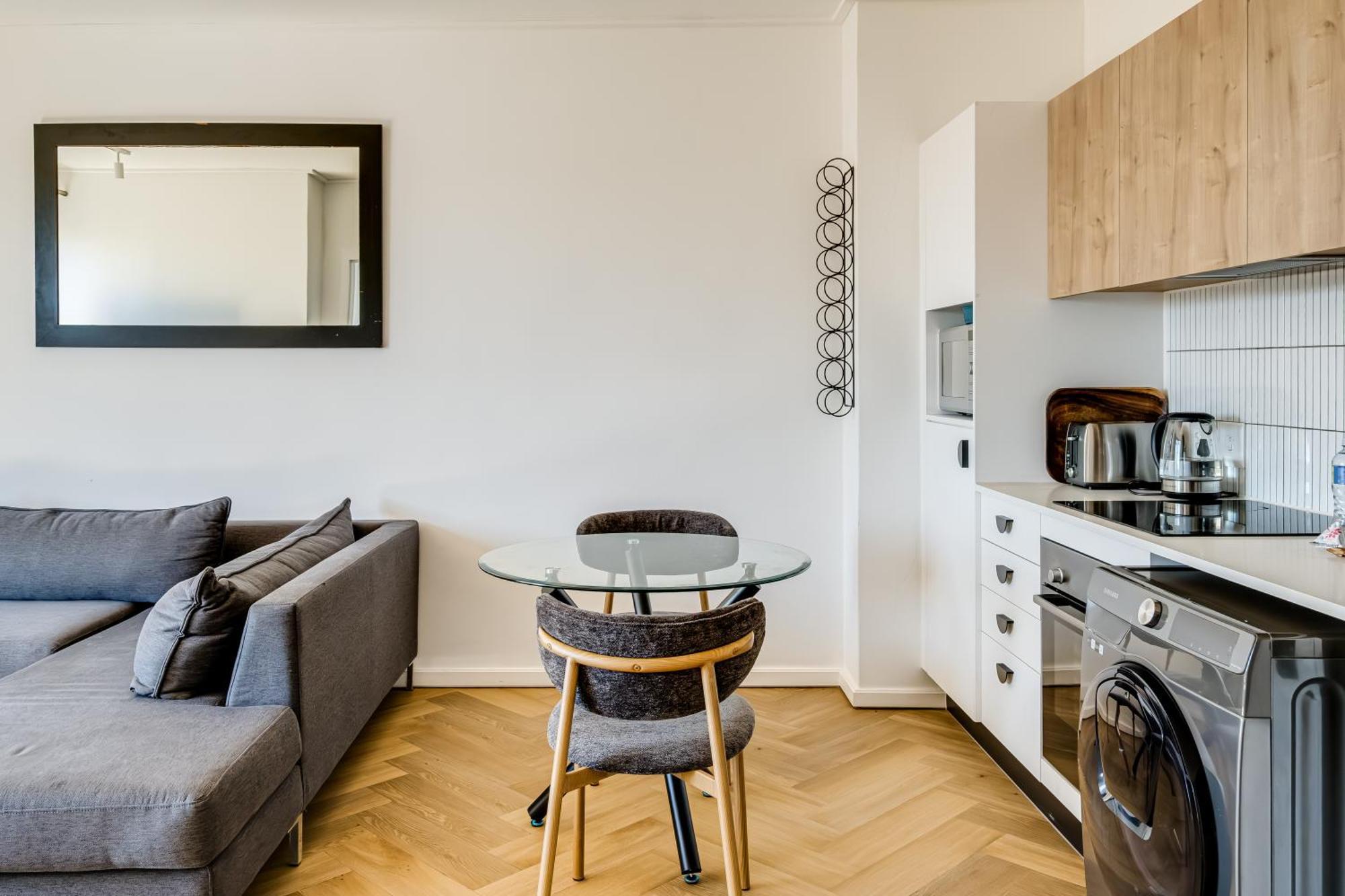 Belina - Nine Palms Premier * Cape Town