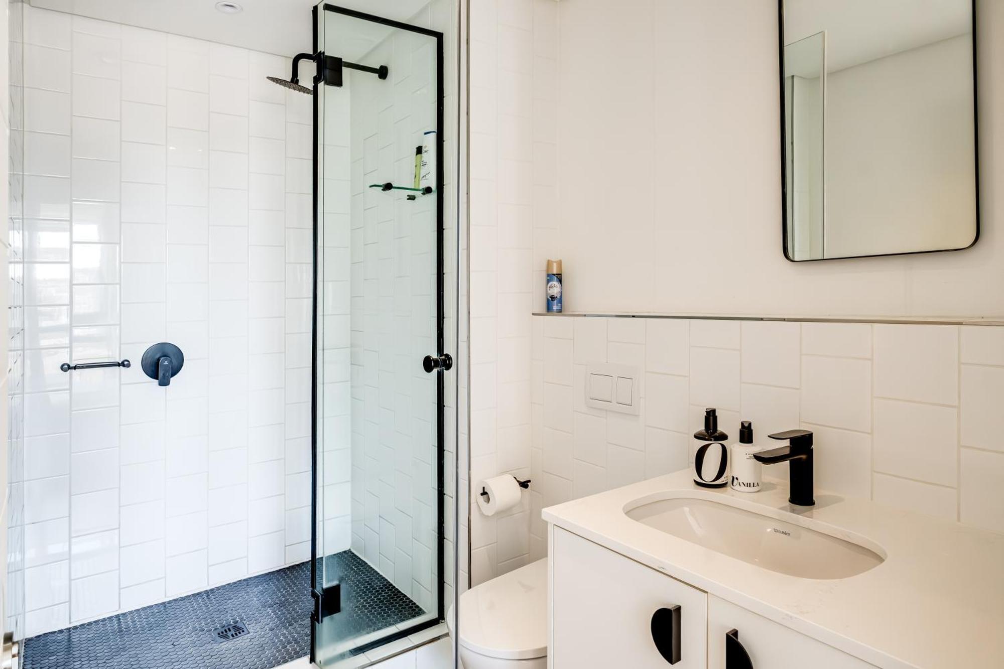 Belina - Nine Palms Premier * Cape Town