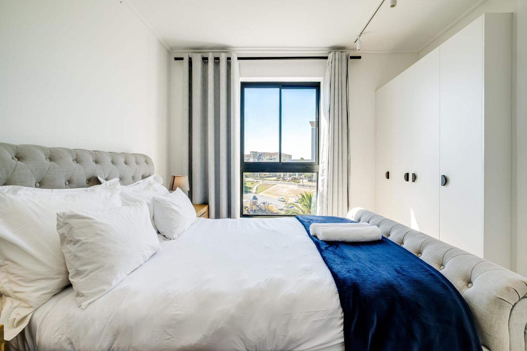 Belina - Nine Palms Premier Apartment